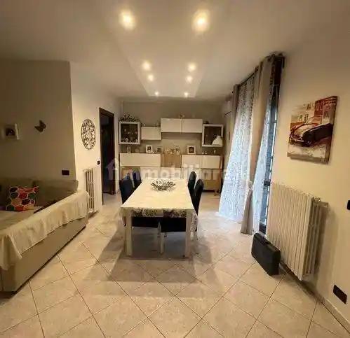 Trilocale buono stato, primo piano, Centro, Borgomanero - foto 4