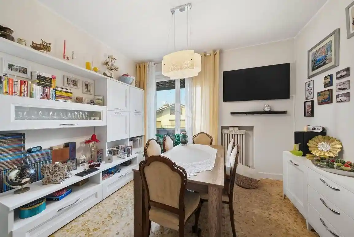 Quadrilocale via Trieste 60, Borgo Roma, Verona - foto 2