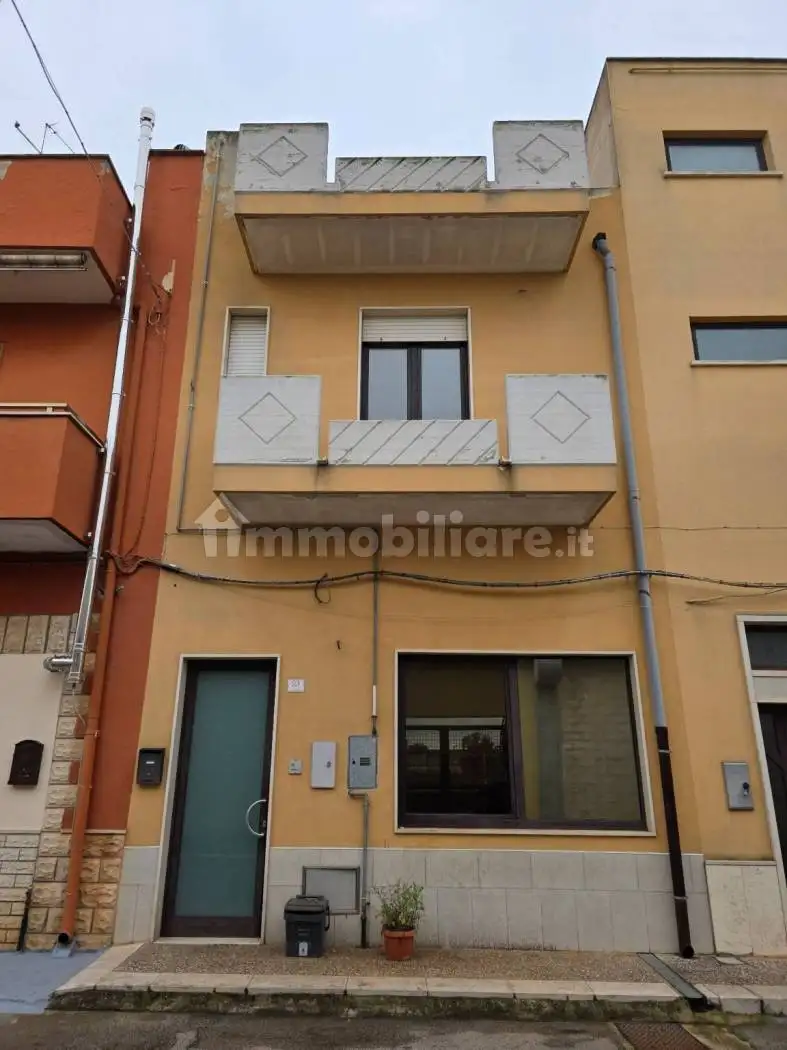 Casa indipendente in vendita a Sammichele di Bari