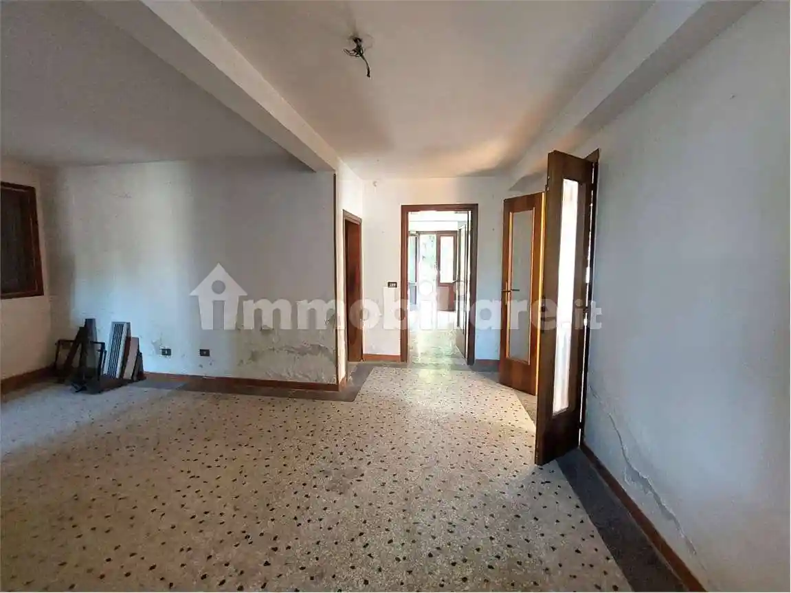 Villa unifamiliare, da ristrutturare, 251 m², Favorita, Venezia - foto 3