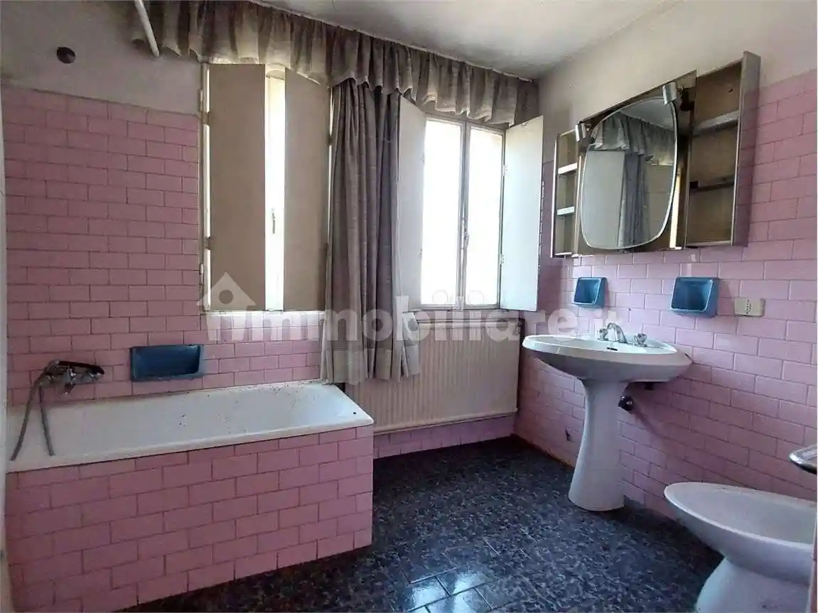 Villa unifamiliare, da ristrutturare, 251 m², Favorita, Venezia - foto 5