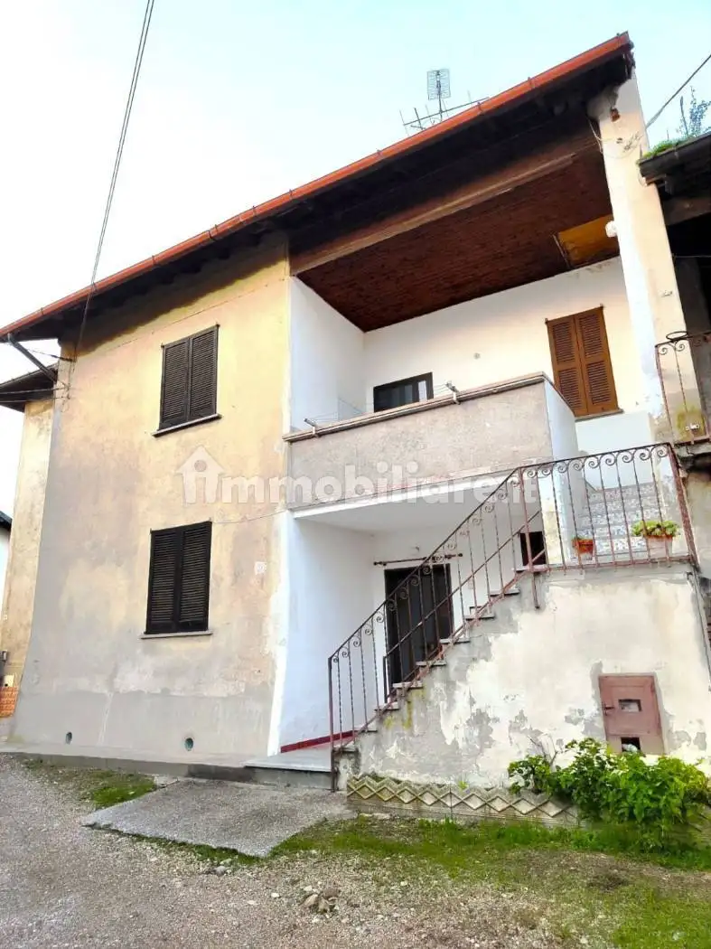 Appartamento in vendita a Gornate-Olona