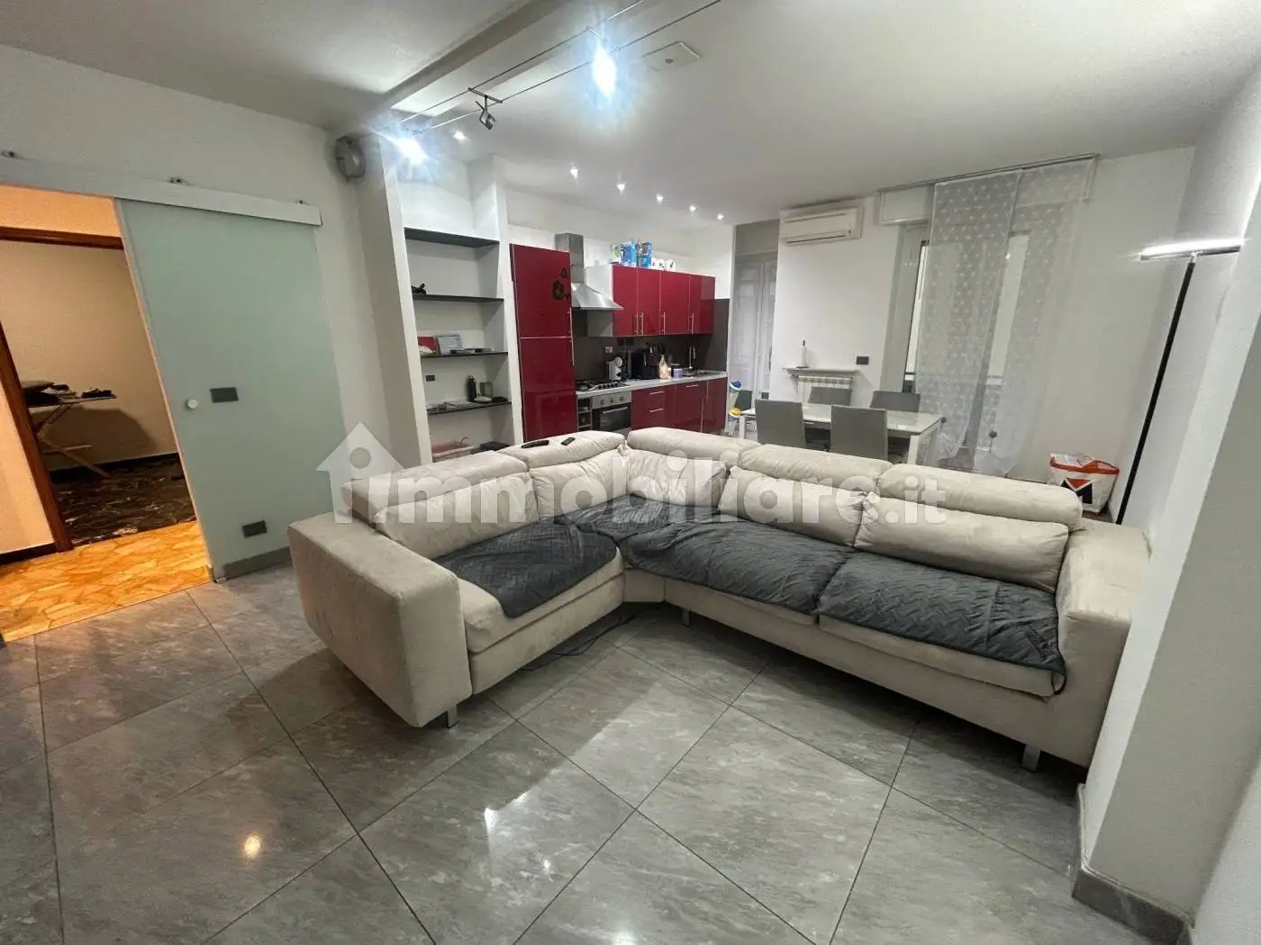 Appartamento in vendita a Genova