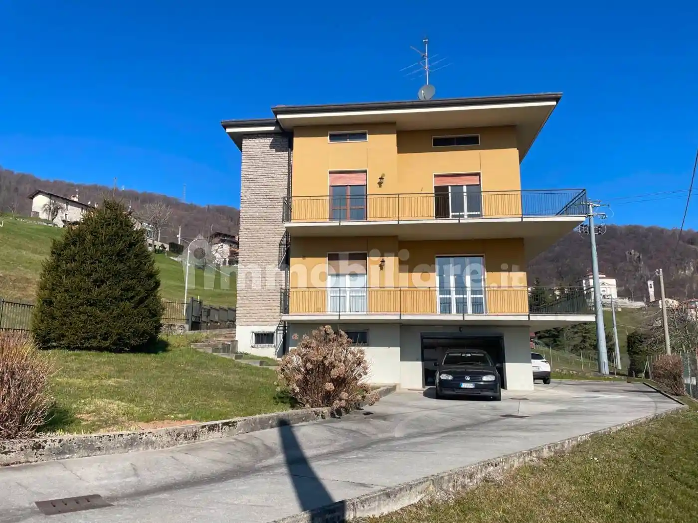 Appartamento in villa via Bracc 57, Monte Di Nese, Alzano Lombardo - foto 2