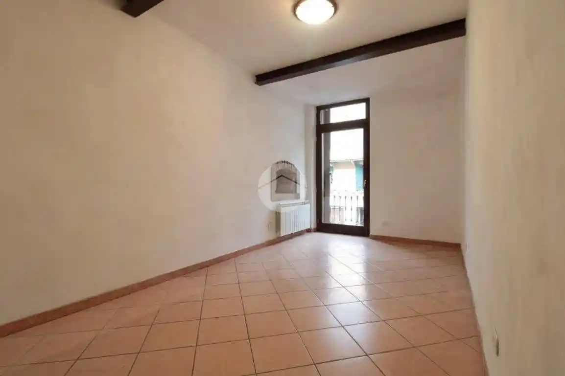 Quadrilocale via San Nazaro 54, Veronetta, Verona - foto 2