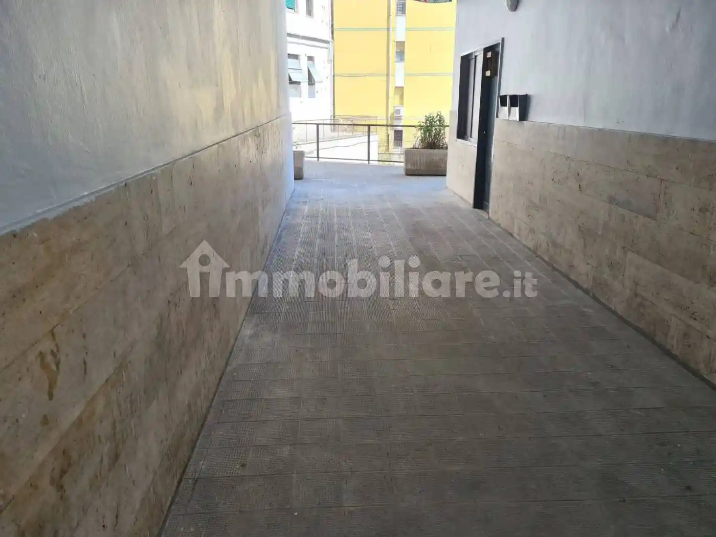 Trilocale via Vittorio Emanuele II 558, Centro Storico, Catania - foto 5