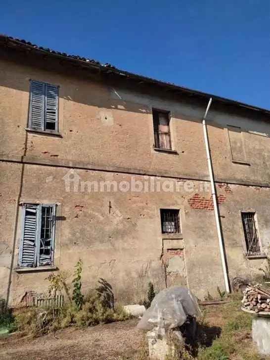 Appartamento in asta a Vernate