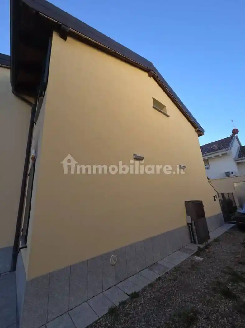 Trilocale via Cascina Lanzi, Centro, Cornate d'Adda - foto 3