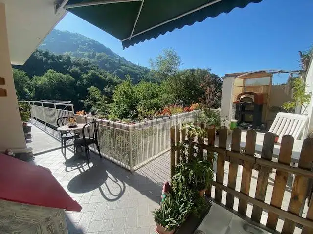 Appartamento in vendita a Rapallo