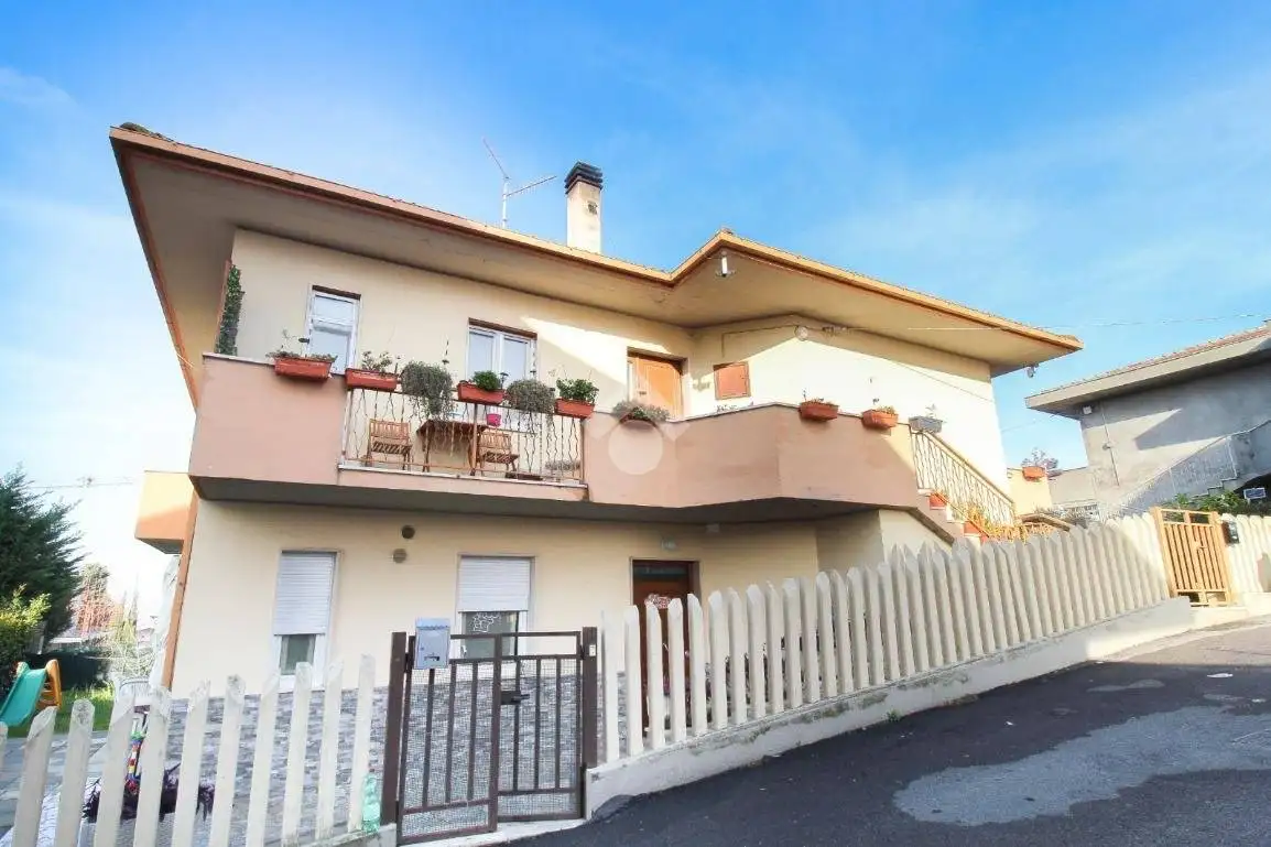 Villa in vendita a Cappelle sul Tavo