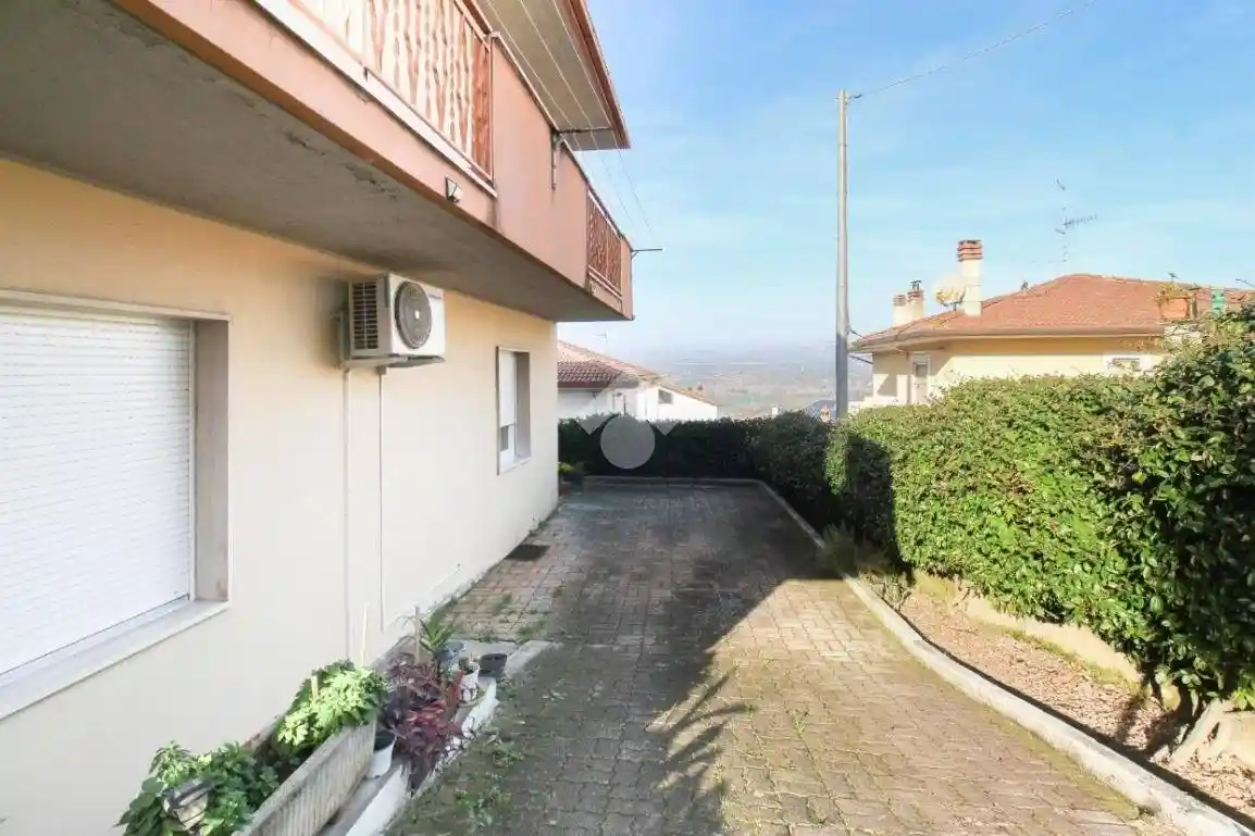 Villa bifamiliare via Pignatara 126, Centro, Cappelle sul Tavo - foto 2