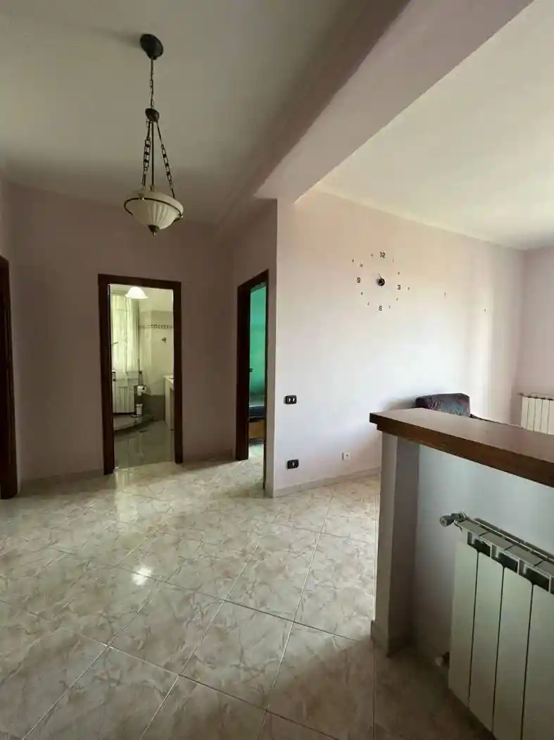 Palazzo - Edificio in Affitto - foto 2