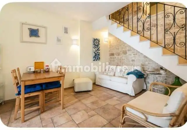 Casa indipendente in vendita a Bari