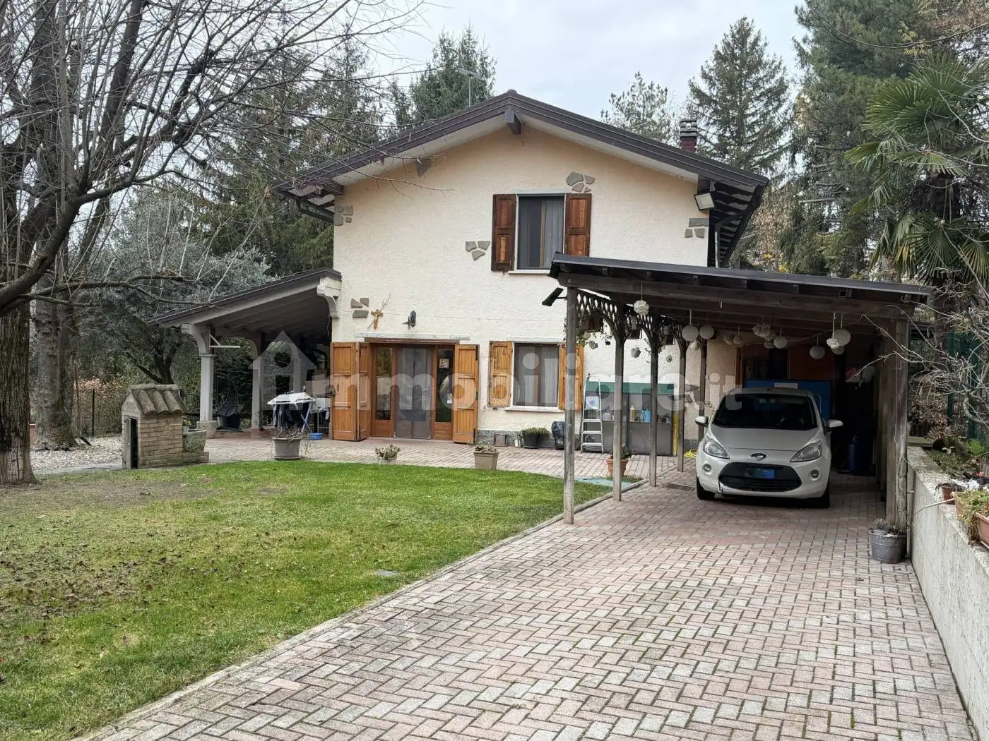 Villa in vendita a Serramazzoni