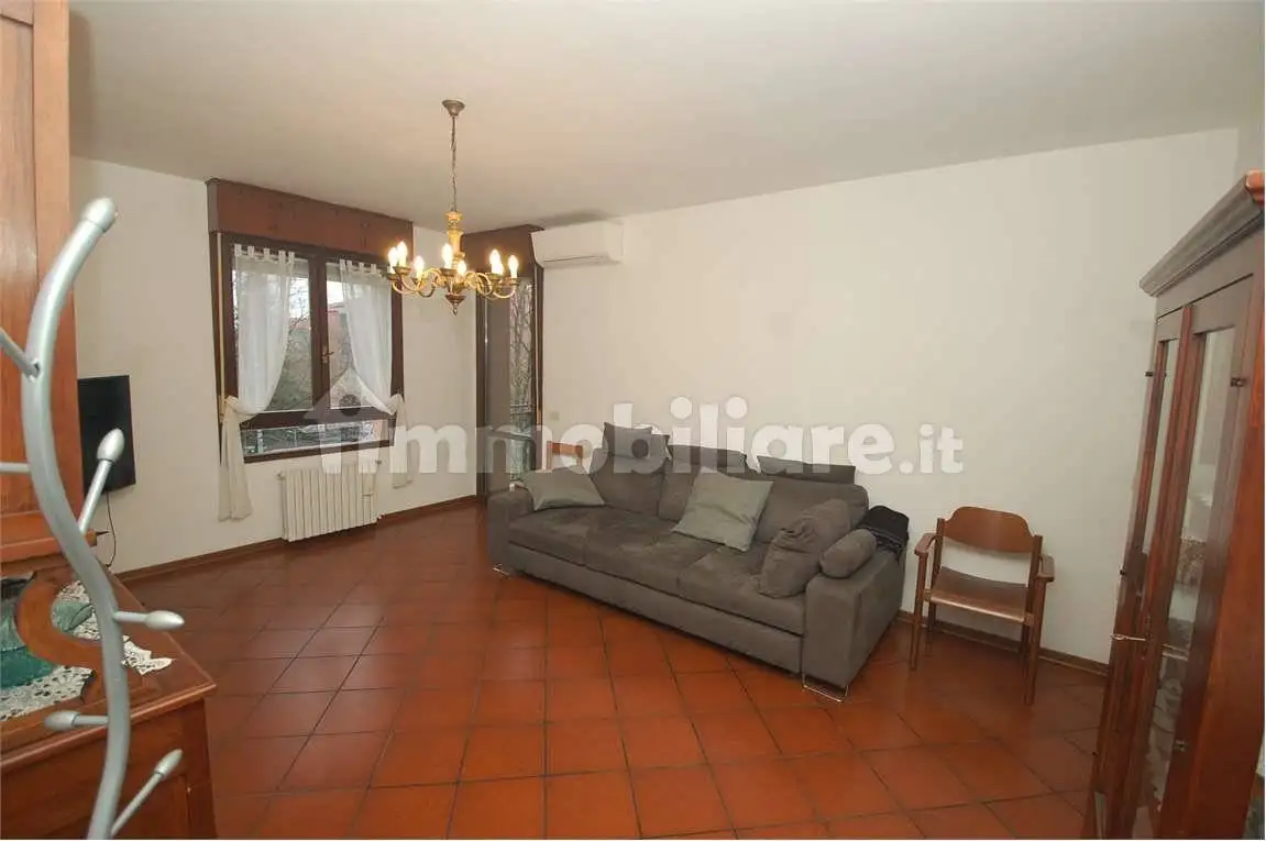 Appartamento in affitto a Modena