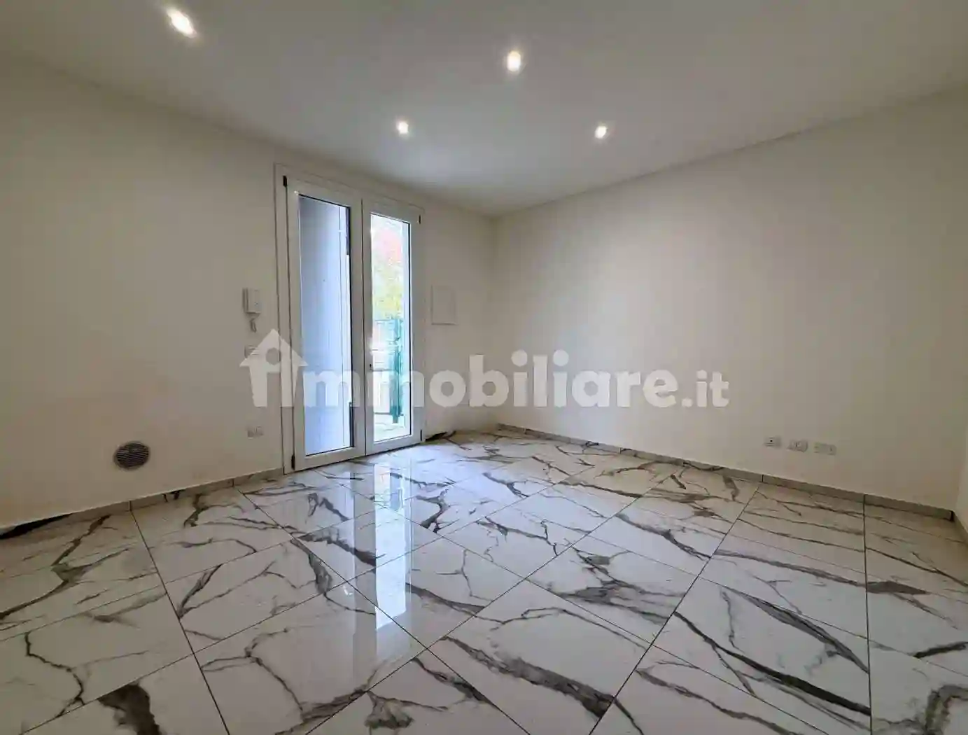 Bilocale ottimo stato, piano terra, Ospedale - Villaggio Manenti, Reggio Emilia - foto 2