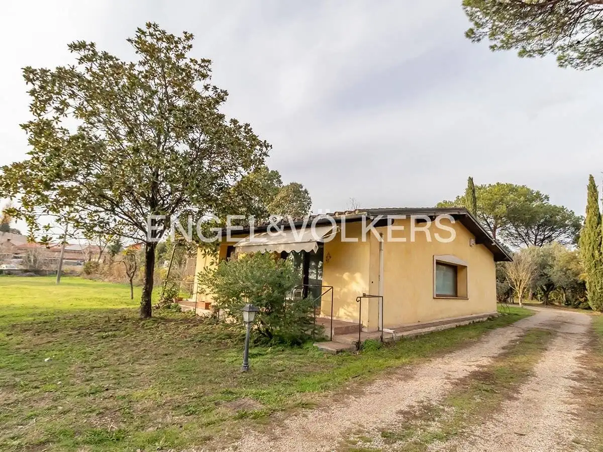 Villa in affitto a Roma