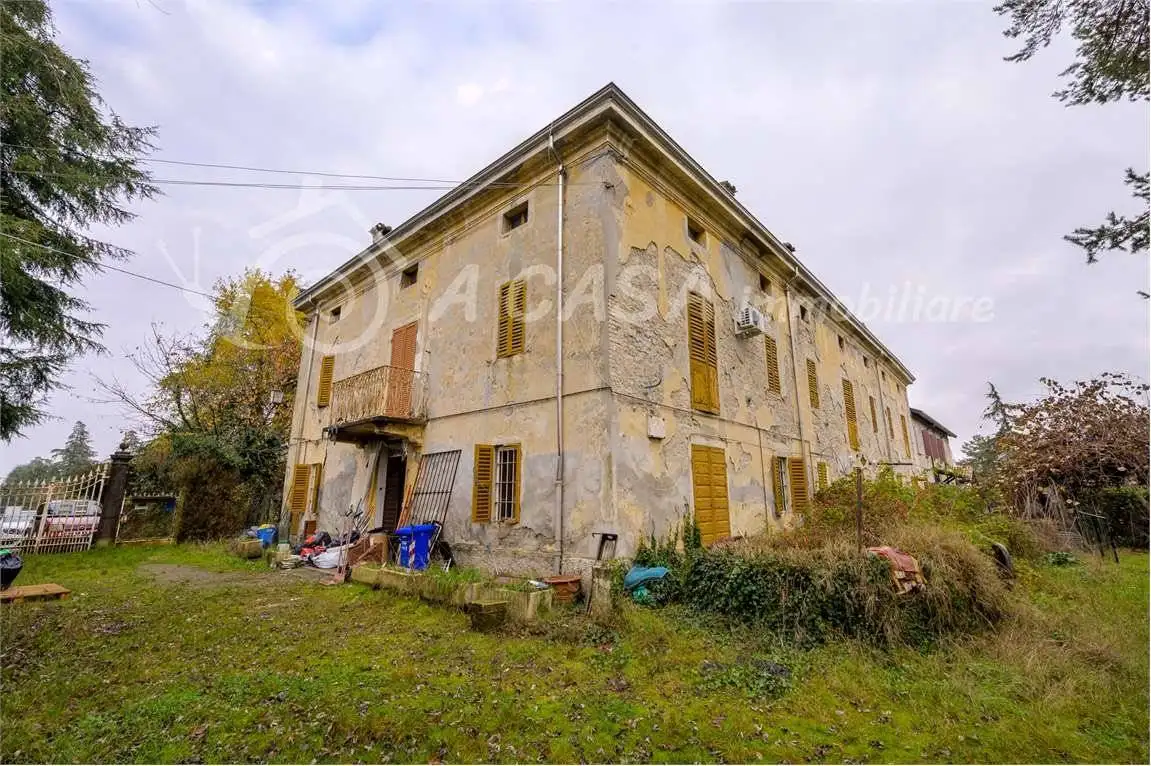 Rustico - Casale in vendita a Sala Baganza