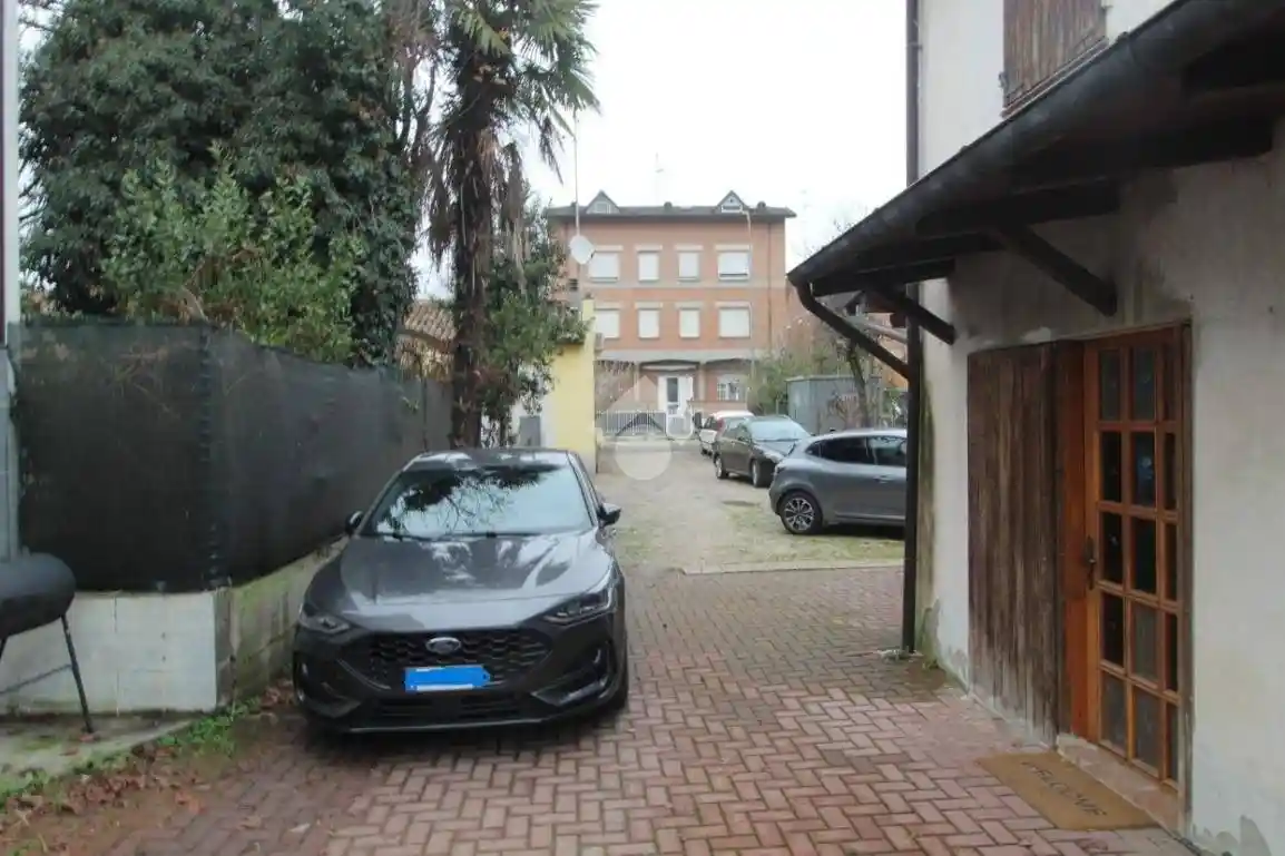 Terratetto plurifamiliare via Guido da Bagnolo 6, Centro, Bagnolo in Piano - foto 3