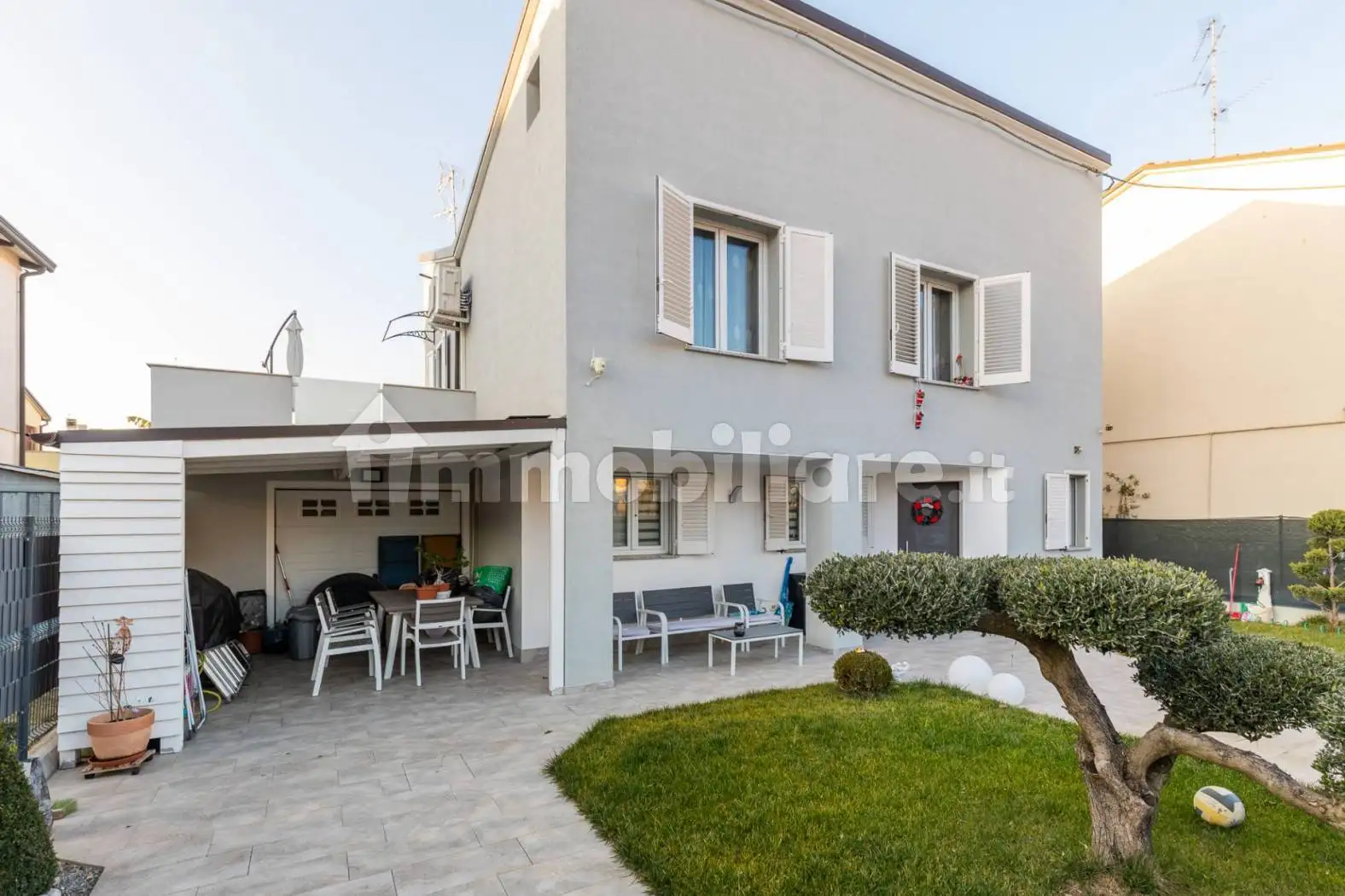 Villa in vendita a Lugo