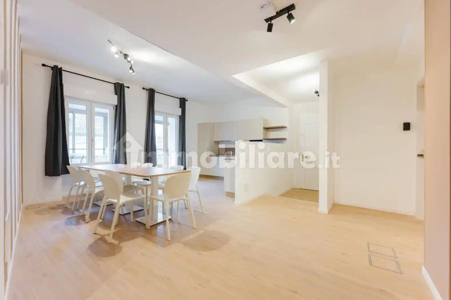 Appartamento piazzale della Stazione, Stazione, Padova - foto 5