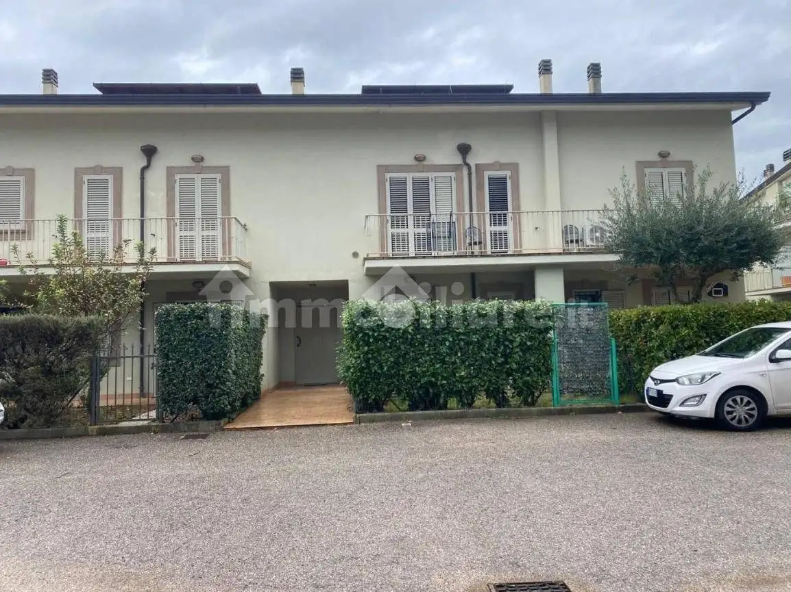 Appartamento in vendita a Deruta