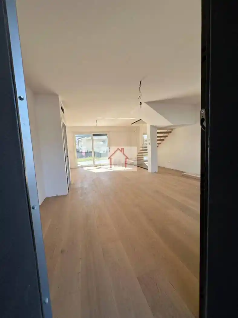 Villa bifamiliare via Roma, Centro, Arcade - foto 5