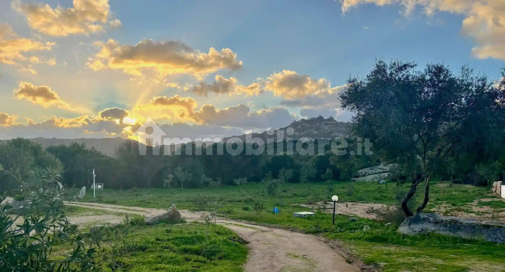 Villa plurifamiliare, buono stato, 450 m², Arzachena Paese, Arzachena - foto 3