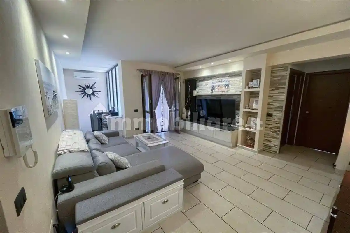 Trilocale via Campofranco, Borghesiana, Roma - foto 2