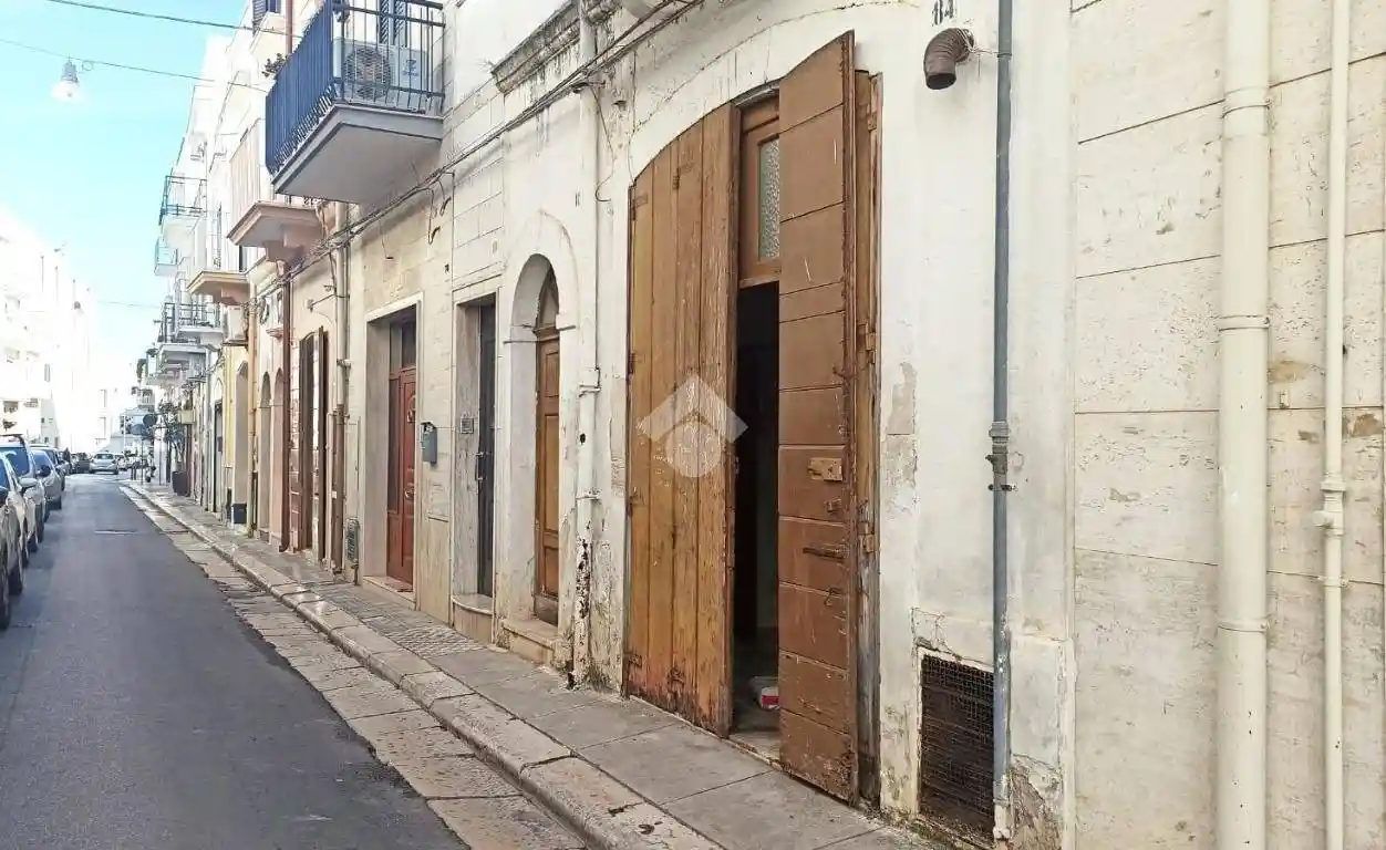 Casa indipendente in vendita a Mola di Bari