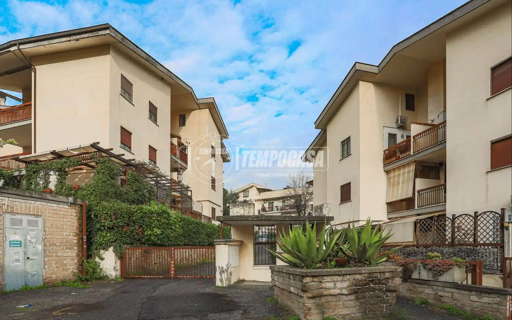 Trilocale buono stato, piano terra, Casal Selce, Roma - foto 3