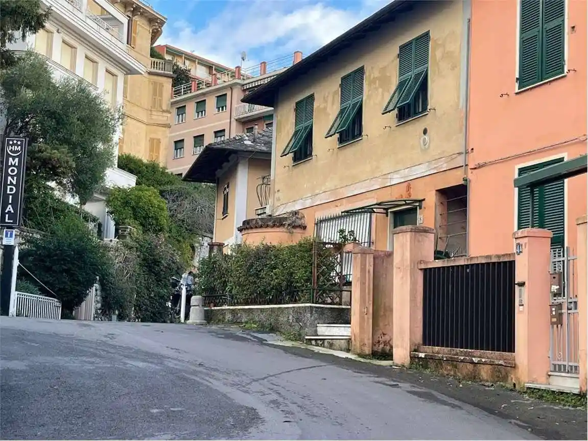 Trilocale via Ferraretto Ottavio, 6, Castello - Don Minzoni, Rapallo - foto 2