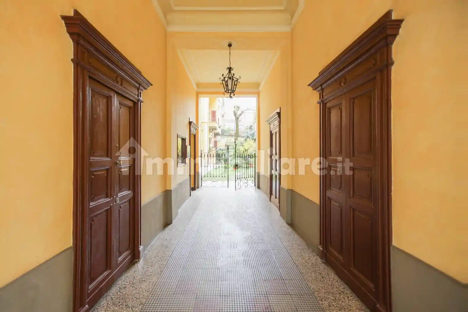 Bilocale via Ariberto 19, Corso Genova, Milano - foto 2