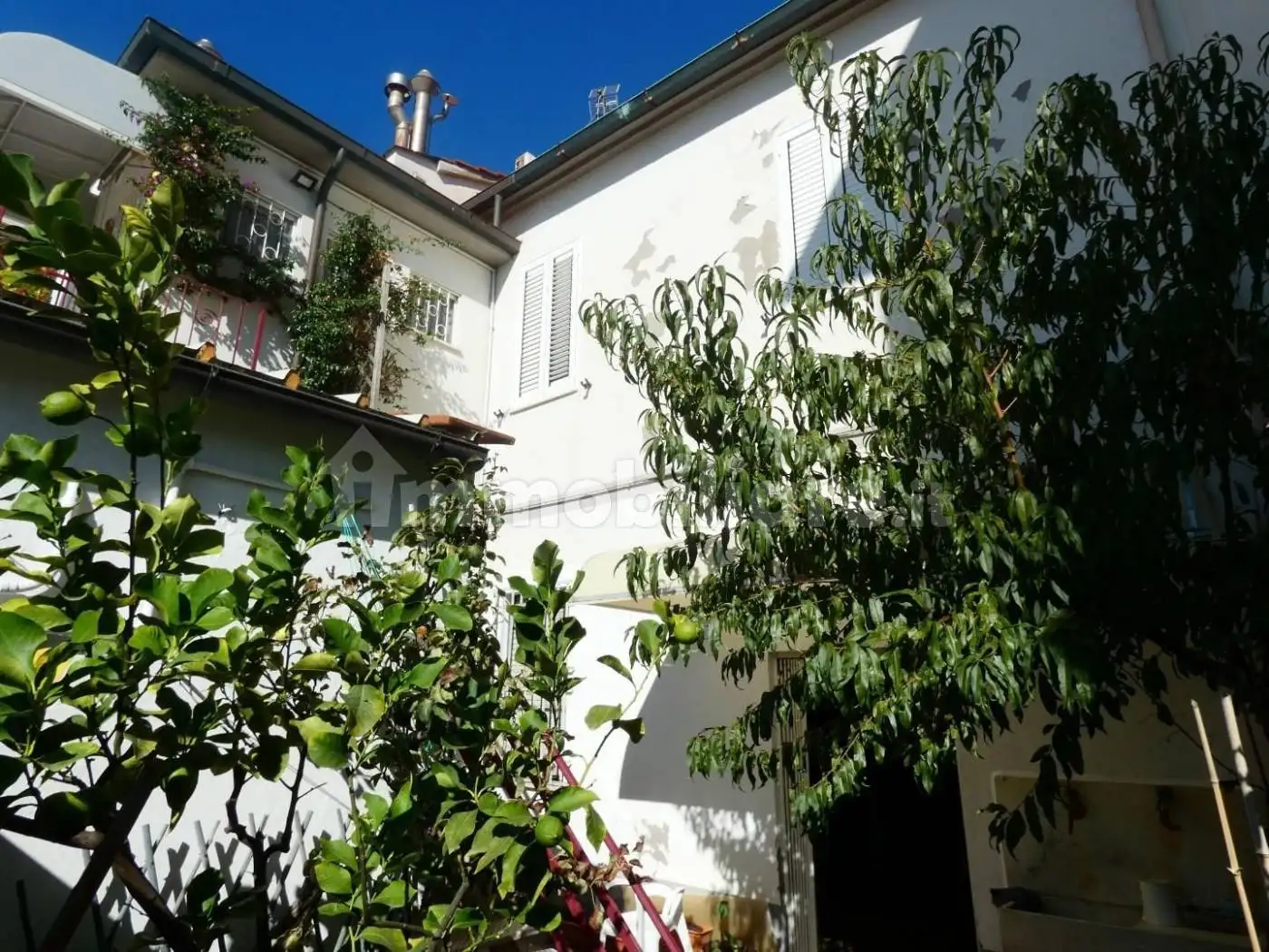 Casa indipendente in vendita a Pontedera