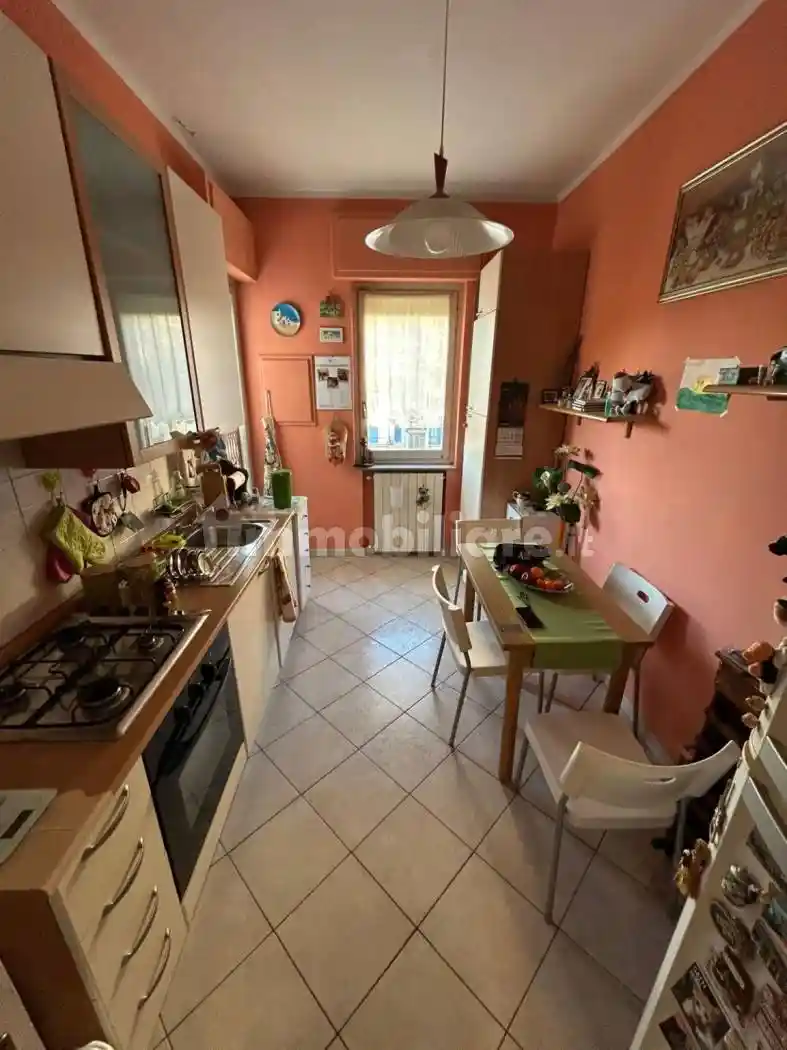 Trilocale via Agordat 18, Semicentro, Vercelli - foto 4