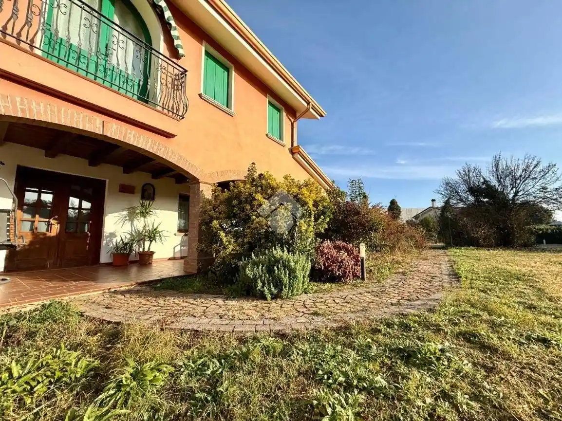 Villa plurifamiliare, buono stato, 422 m², Centro, Istrana - foto 4