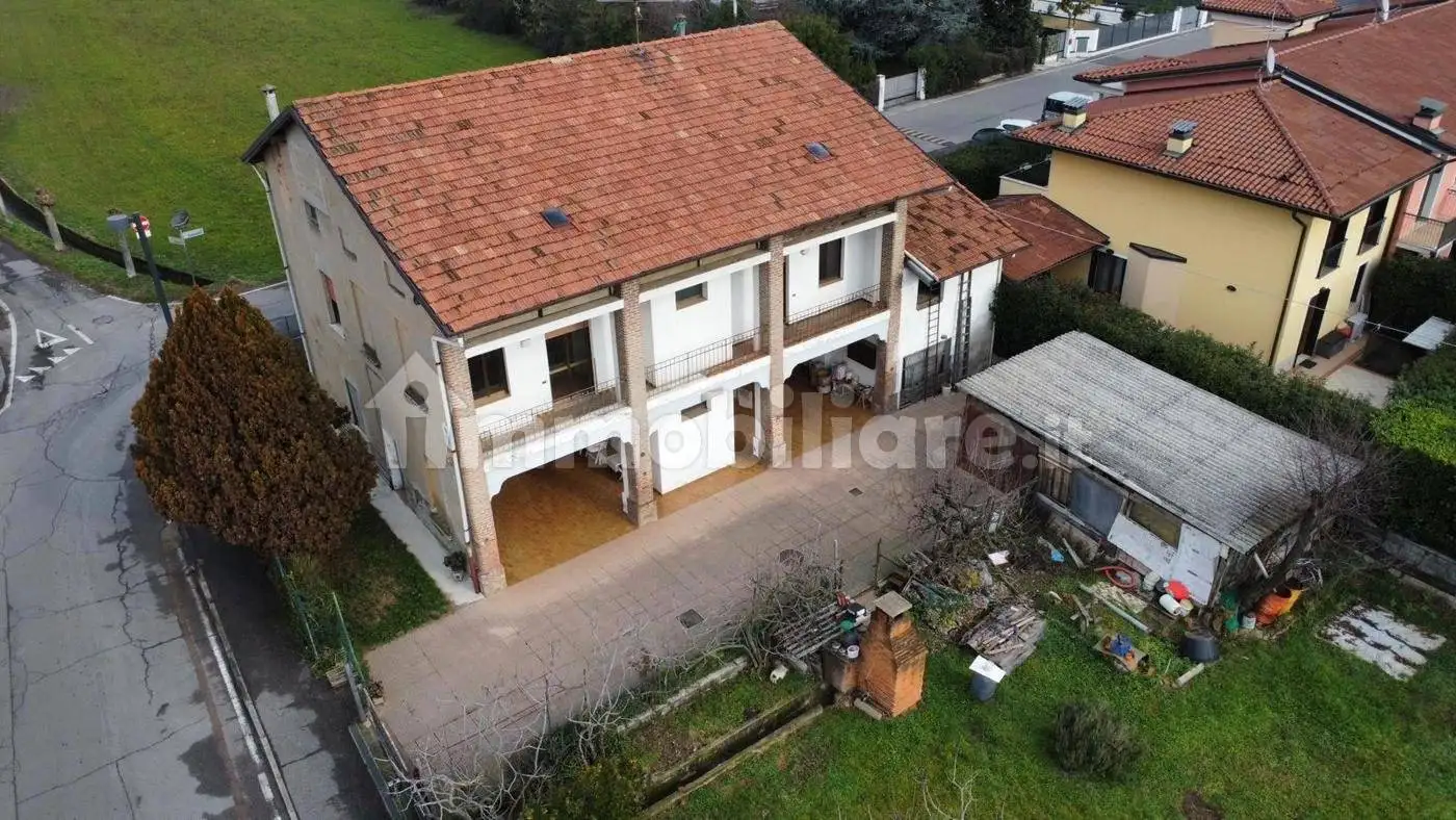 Appartamento in vendita a Chiari