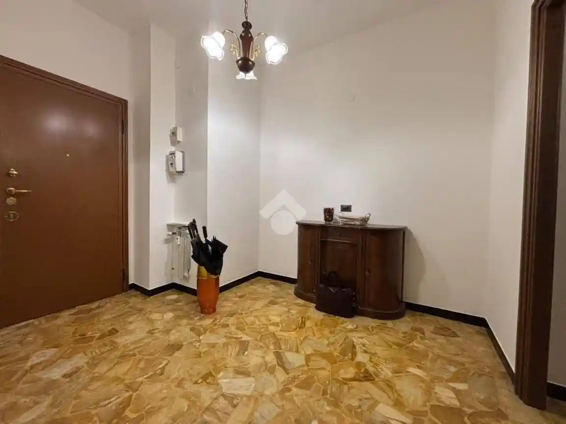 Bilocale via Francesco Pastonchi 32, Marassi, Genova - foto 4