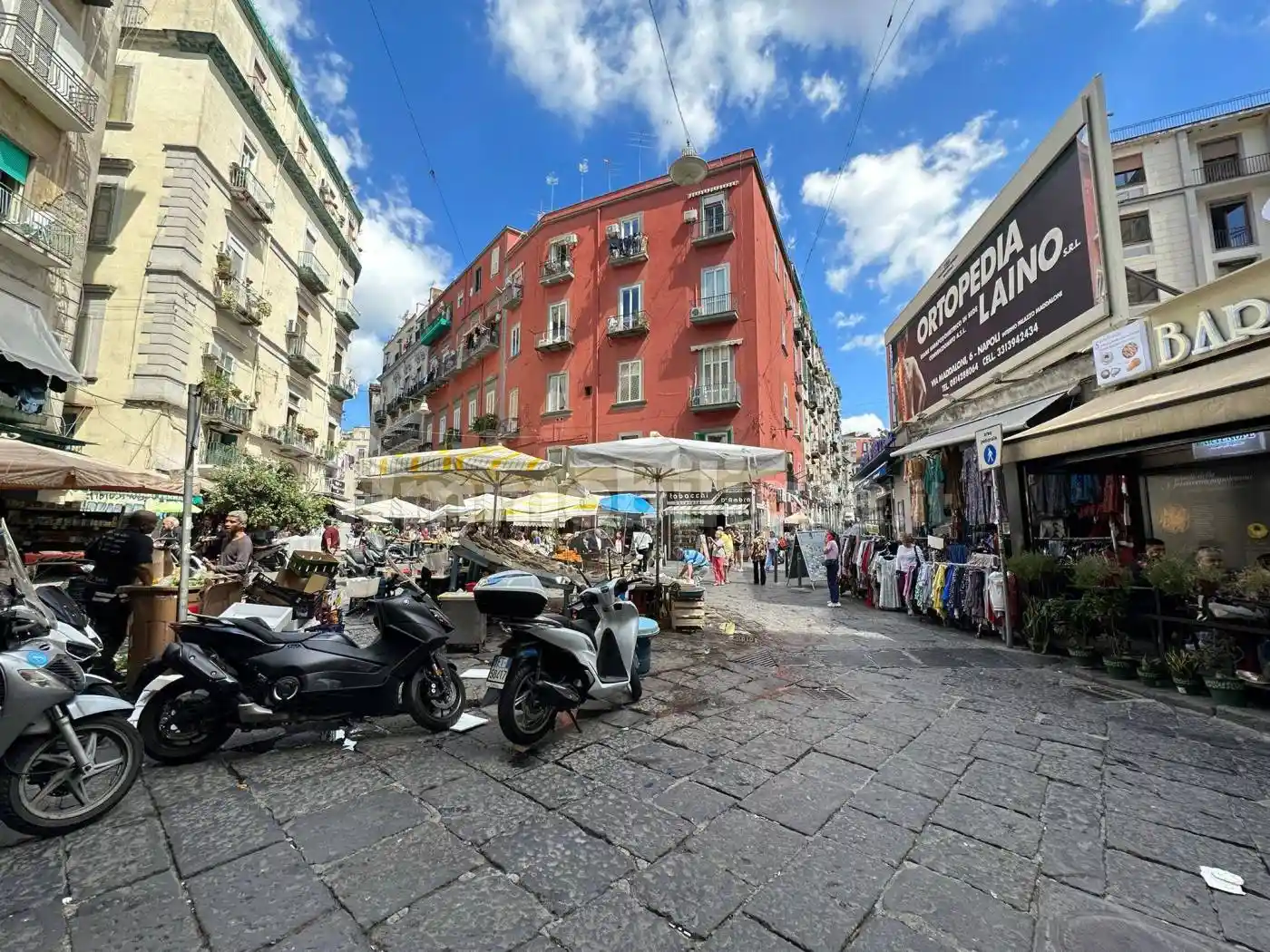 Trilocale piazza Pignasecca, Monte Santo, Napoli - foto 3