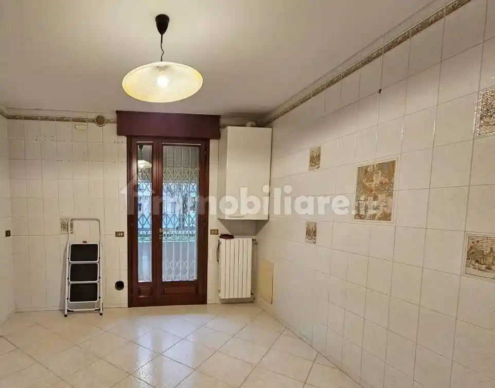 Quadrilocale viale della Repubblica, Tencarola, Selvazzano Dentro - foto 2