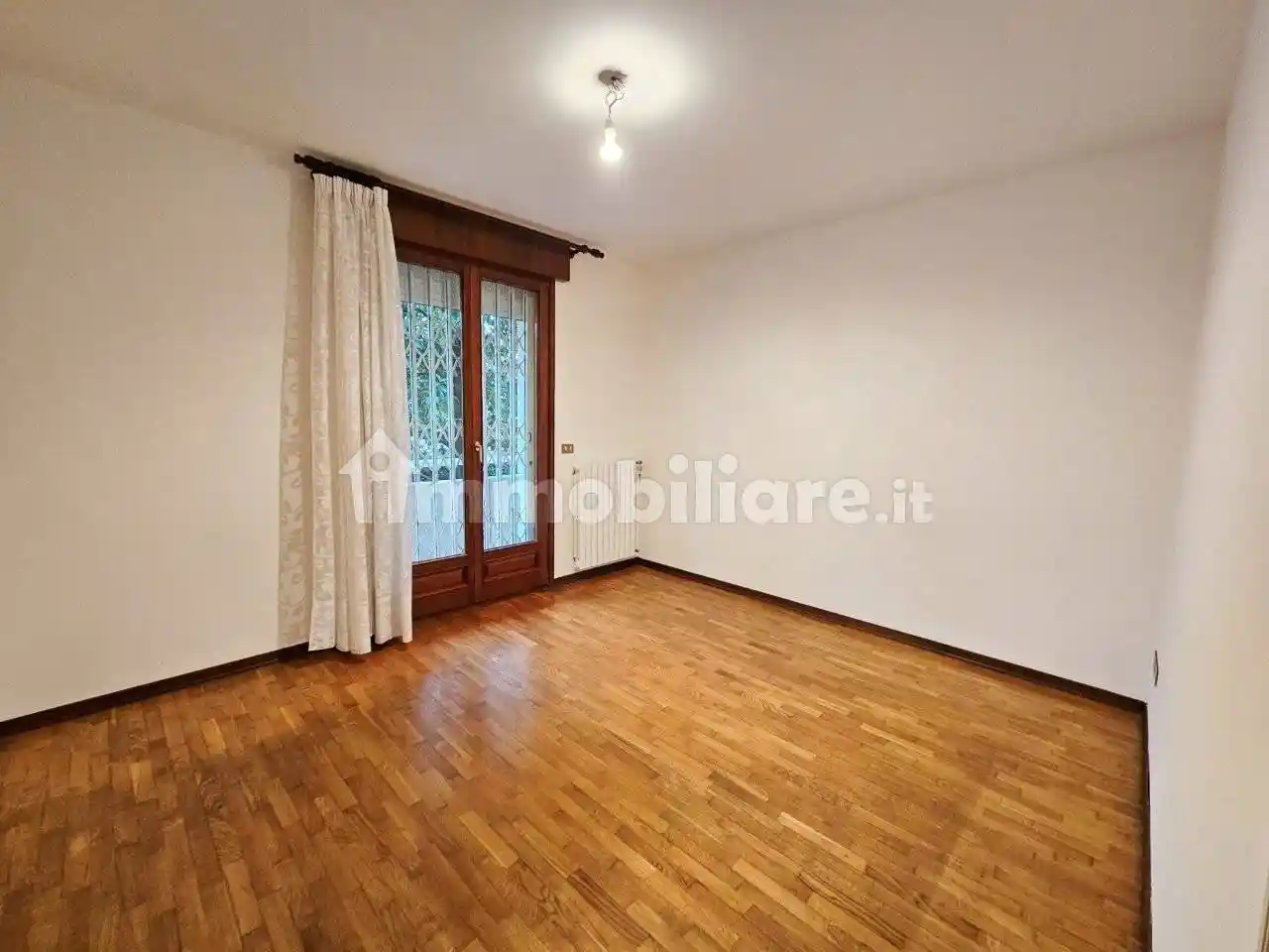 Quadrilocale viale della Repubblica, Tencarola, Selvazzano Dentro - foto 4