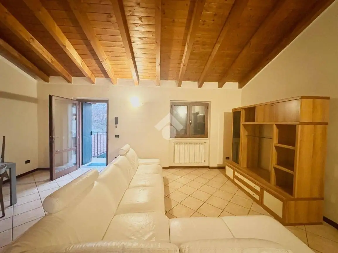 Appartamento in affitto a Corte Franca