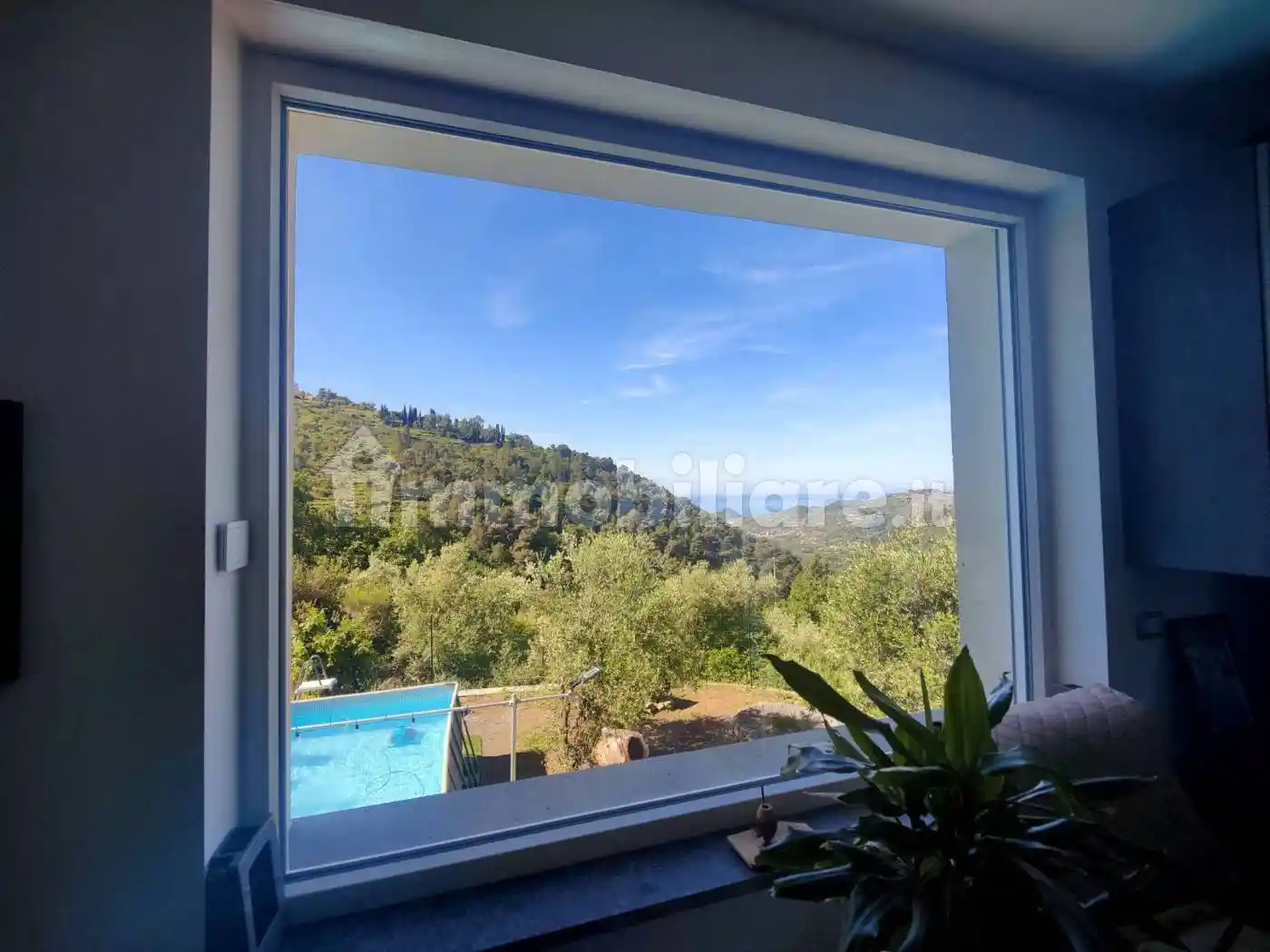 Villa in vendita a Bordighera