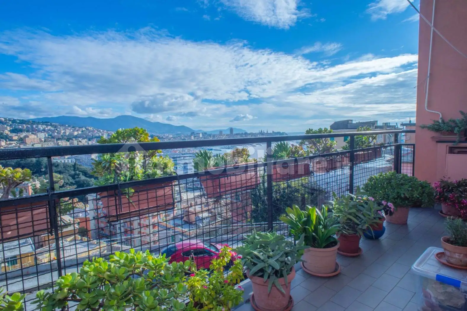 Appartamento in vendita a Genova