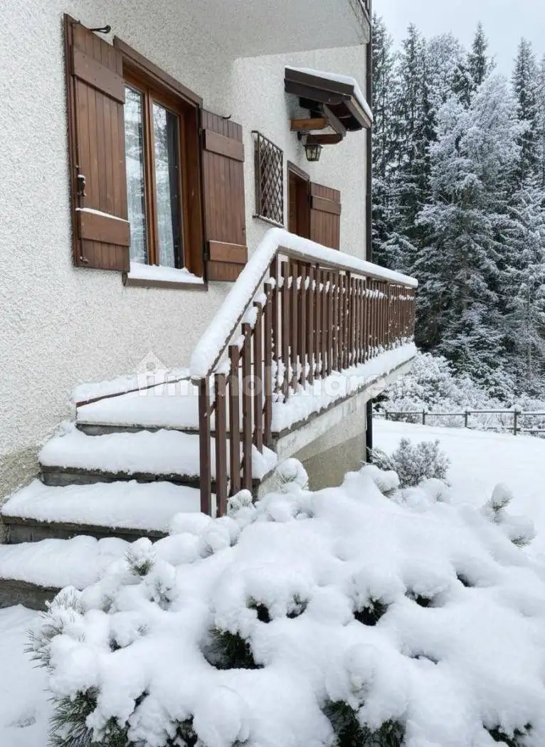 Appartamento in vendita a Gromo