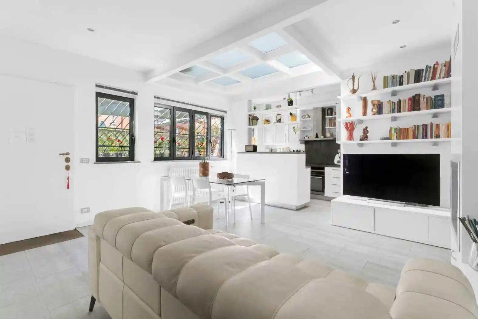 Trilocale viale Tibaldi 12, Pezzotti - Meda, Milano - foto 2