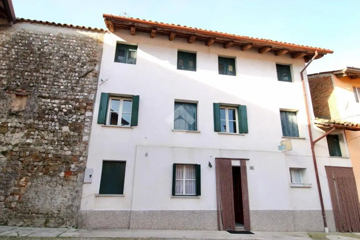 Casa indipendente in vendita a Trivignano Udinese