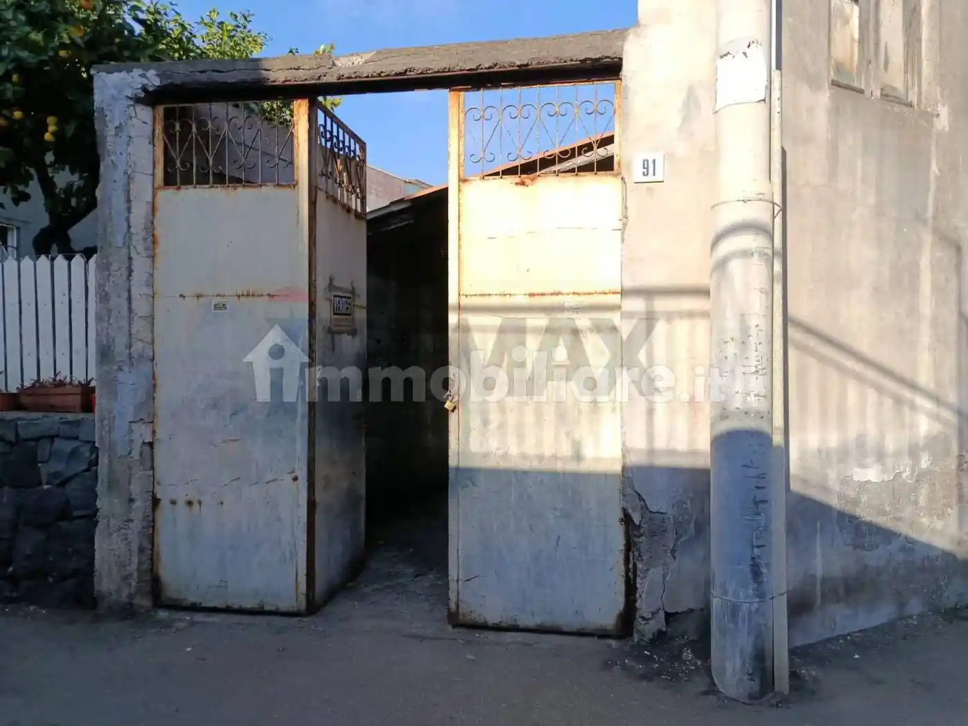 Terratetto unifamiliare via Ospedale 26, Centro, Aci Sant'Antonio - foto 2