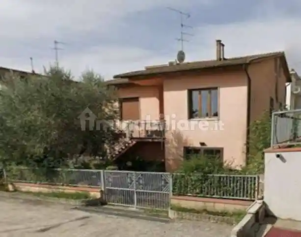 Villa in vendita a Montopoli in Val d'Arno