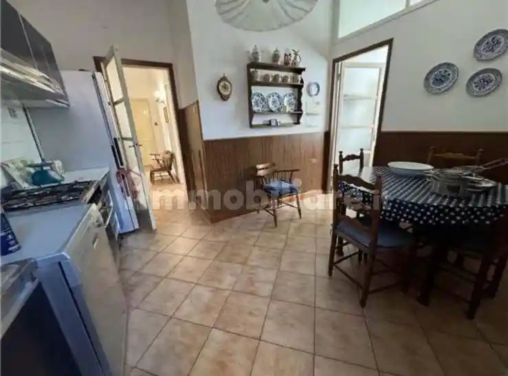 Appartamento in vendita a Sarzana